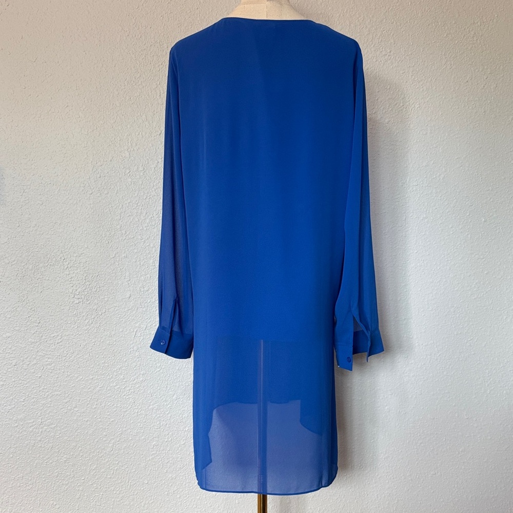 NWOT Chico’s Split Front Cobalt Blue Semi Sheer Tunic Top size 1 or Medium - Picture 8 of 16